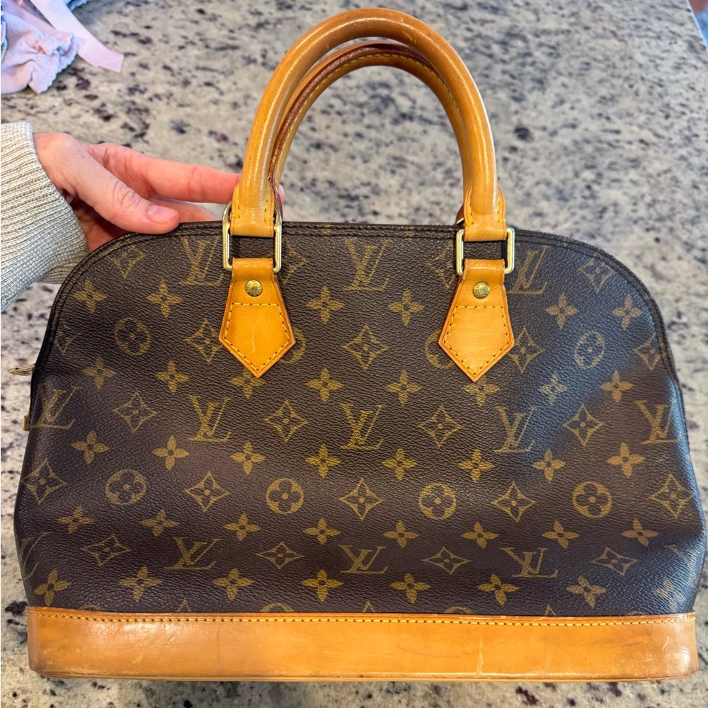 Authentic Louis Vuitton Alma PM Monogram 1998 France Vintage Handbag